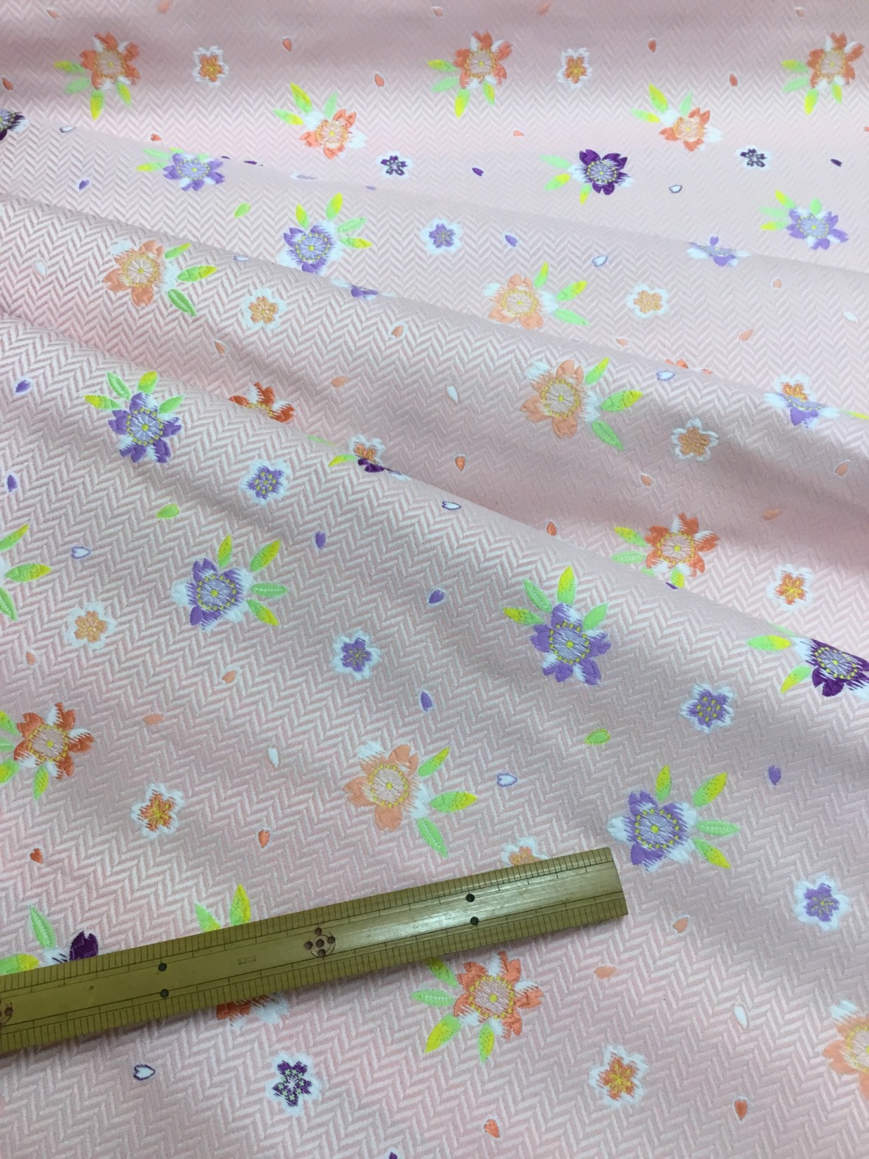 金襴生地／ピンク／10cm単位〜／60cm〜