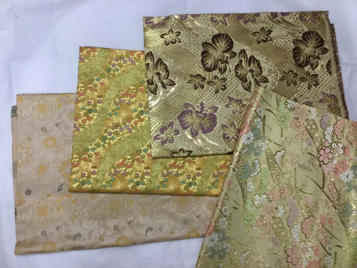 金襴生地／おまかせ金系／30(30〜35)cmx50cm／4枚組／送料無料