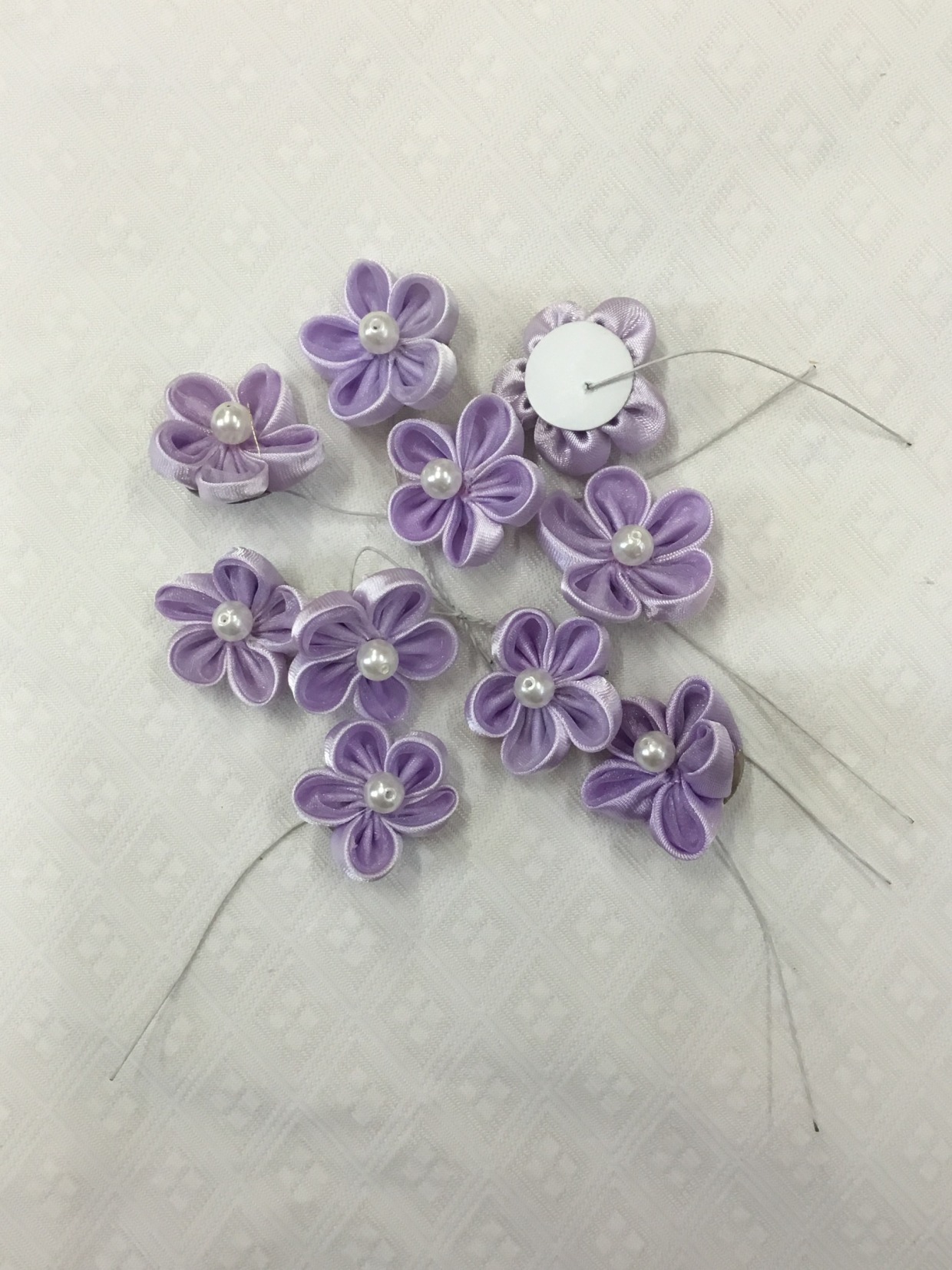 つまみ細工　中　同色10個　薄紫