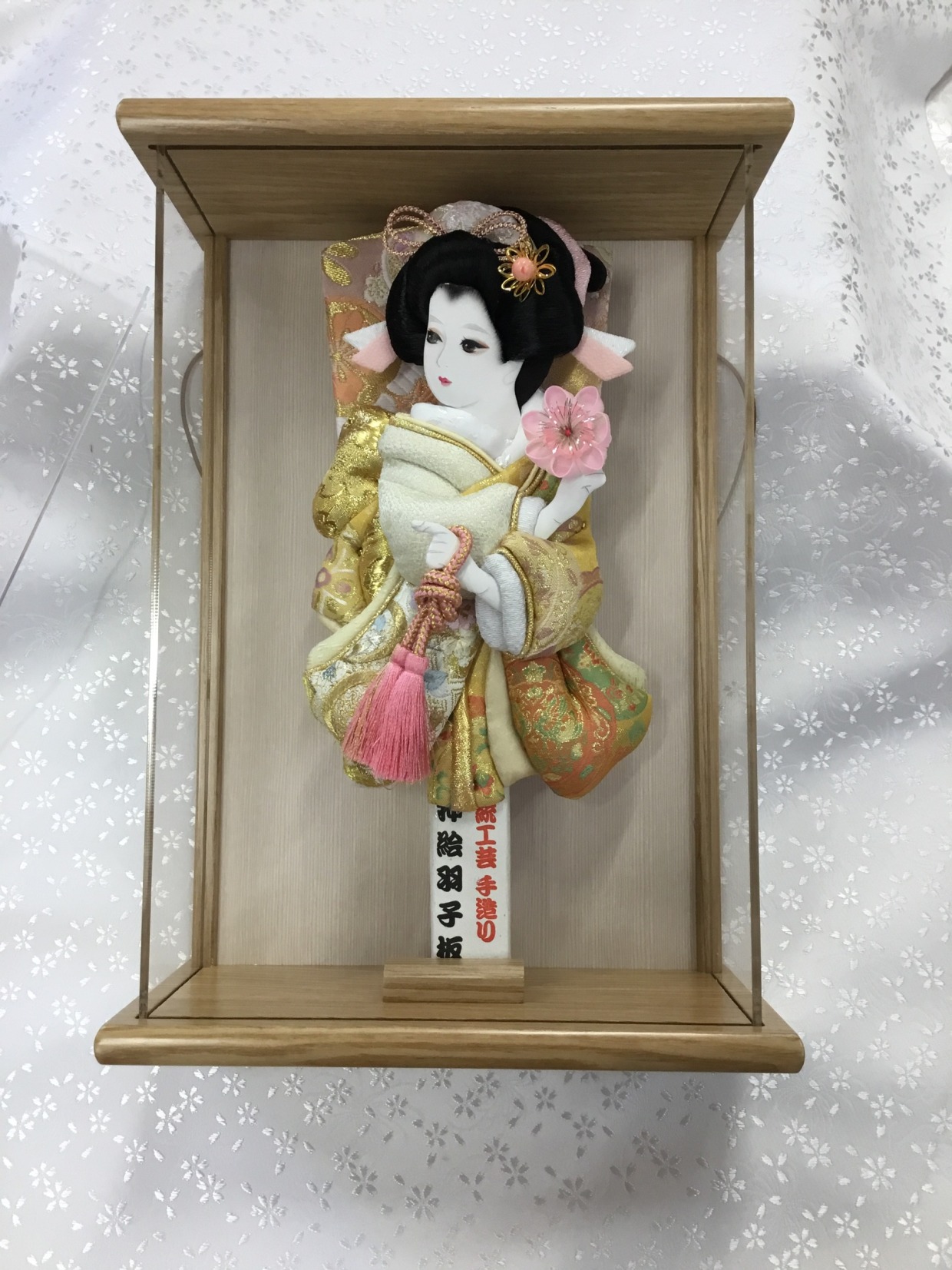 押絵羽子板　アクリルケース入り　９号　木目